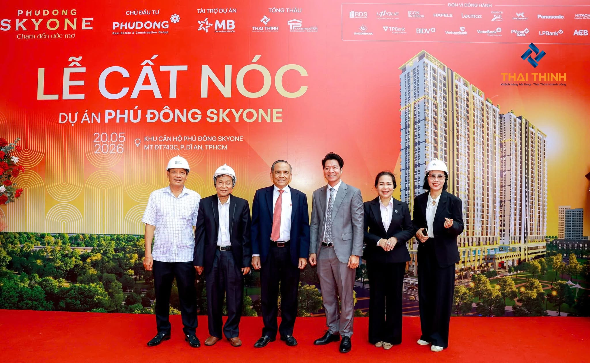 LỄ CẤT NÓC DỰ ÁN PHÚ ĐÔNG SKYONE - DẤU MỐC MỚI CHO HÀNH TRÌNH AN CƯ