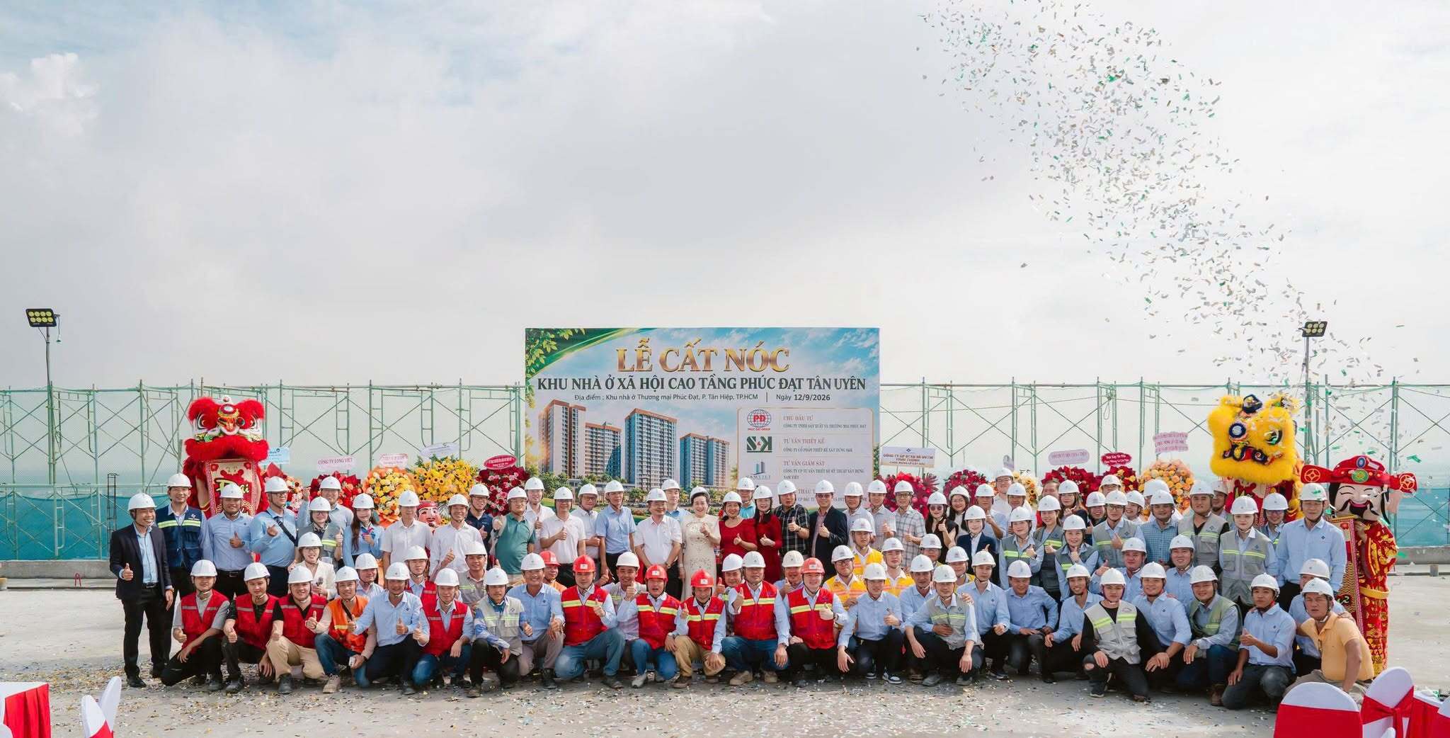 LỄ CẤT NÓC DỰ ÁN KHU NHÀ Ở XÃ HỘI CAO TẦNG PHÚC ĐẠT – TÂN UYÊN: DẤU MỐC MỚI TRÊN HÀNH TRÌNH HOÀN THIỆN CÔNG TRÌNH VÌ CỘNG ĐỒNG